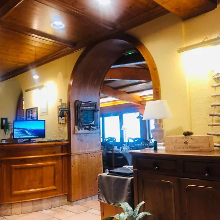 Chaume De Balveurche Hotel 2*