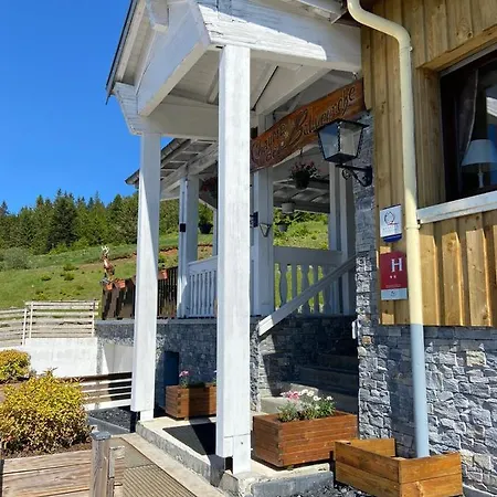 Chaume De Balveurche Hotel