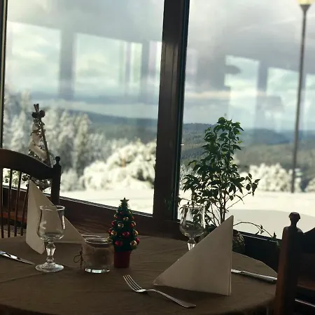 Chaume De Balveurche Hotel